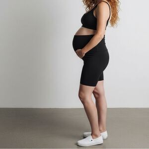 Isabel & Ingrid Black Maternity Activewear Biker Shorts, Size S (Maternity), NWT